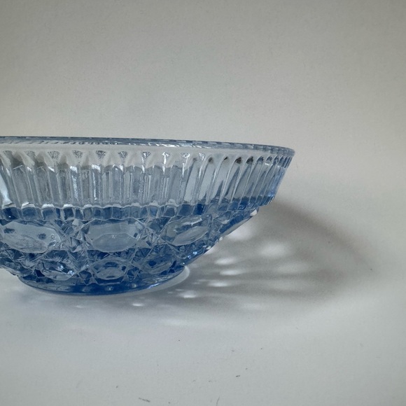 Vintage atlas glass light blue caned wicker pattern bowl - Picture 5 of 8
